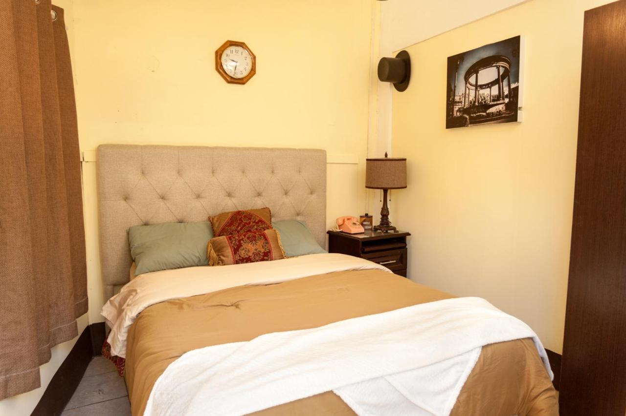 Hotel Vintage "Casa Las Flores" Quetzaltenango Eksteriør billede